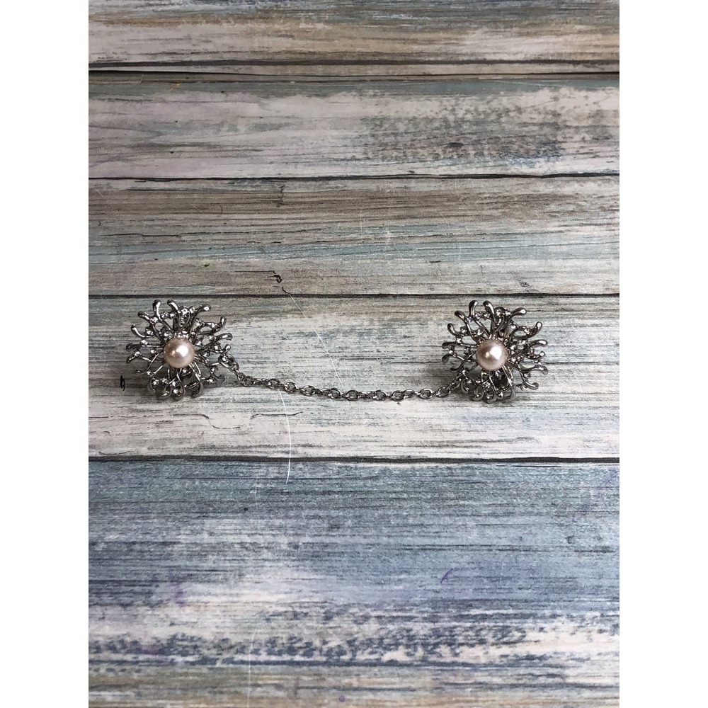 Women Brooch Pins Sweater Shawl Clips Garment Clips Brooches Safety Pins Dress